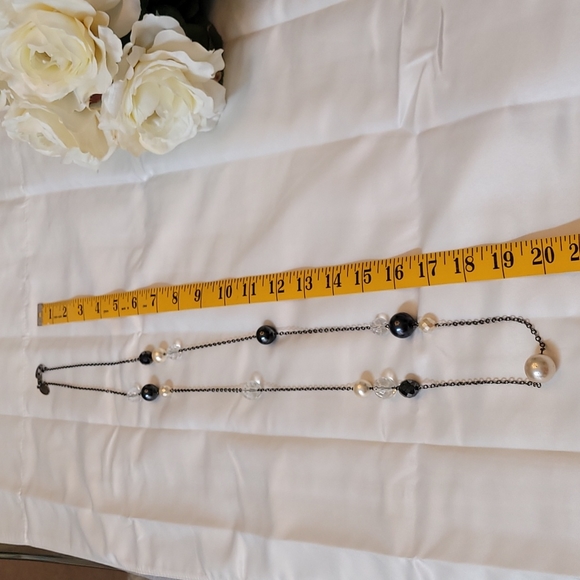 White House Black Market beaded necklace graphite chain - Picture 3 of 7